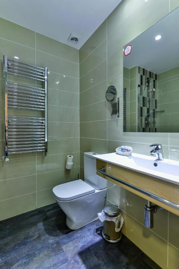Hostal La Chata By Vivere Stays San Ildefonso Exterior photo
